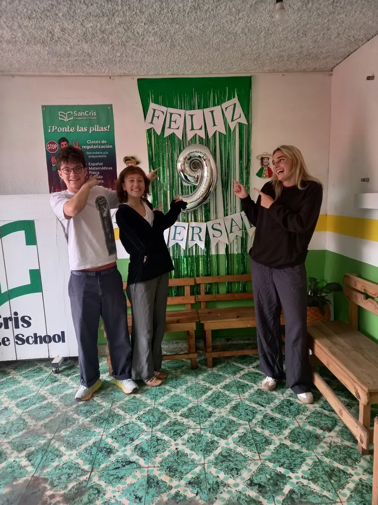 Students practicing Spanish and planning social work at SanCris